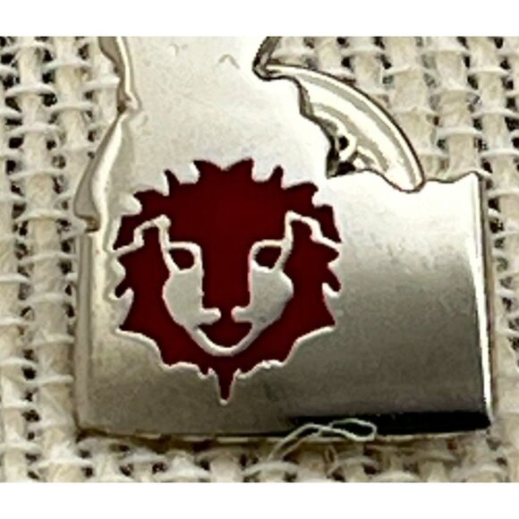 Red Lion Hotel Pin Idaho State Lapel Hat Vintage Silver Tone Lion Face Logo - Picture 5 of 6